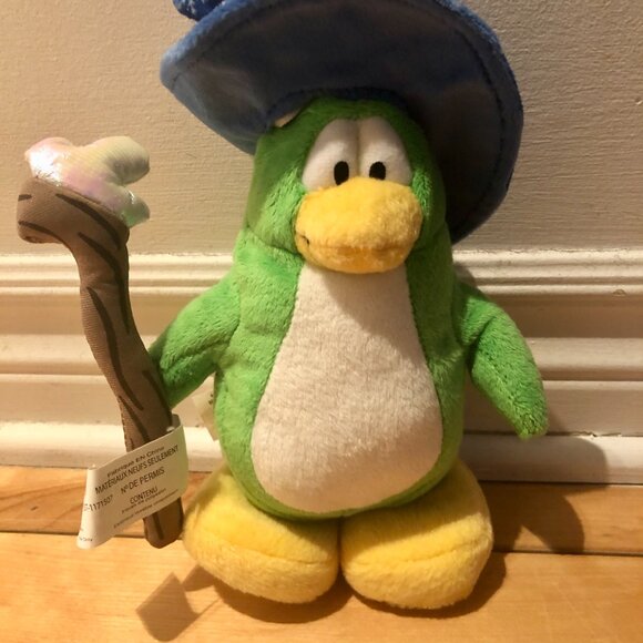 2009 Vtg Disney Club Penguin Blizzard Wizard Plush 9-in Green Wizard Hat Staff - Picture 2 of 3